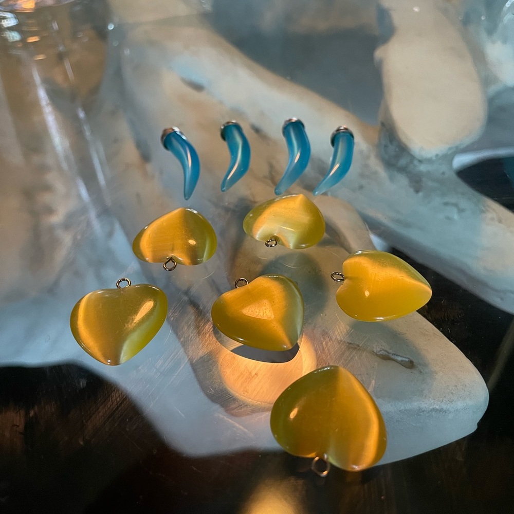 Glass Necklace or bracelet charms
